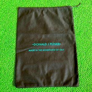 Preloved Donald J Pliner. 9.5 by 14. Brown.